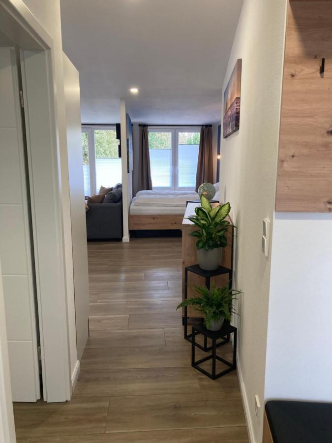 Moderne Ferienwohnung Mit Balkon Herxheim Bagian luar foto